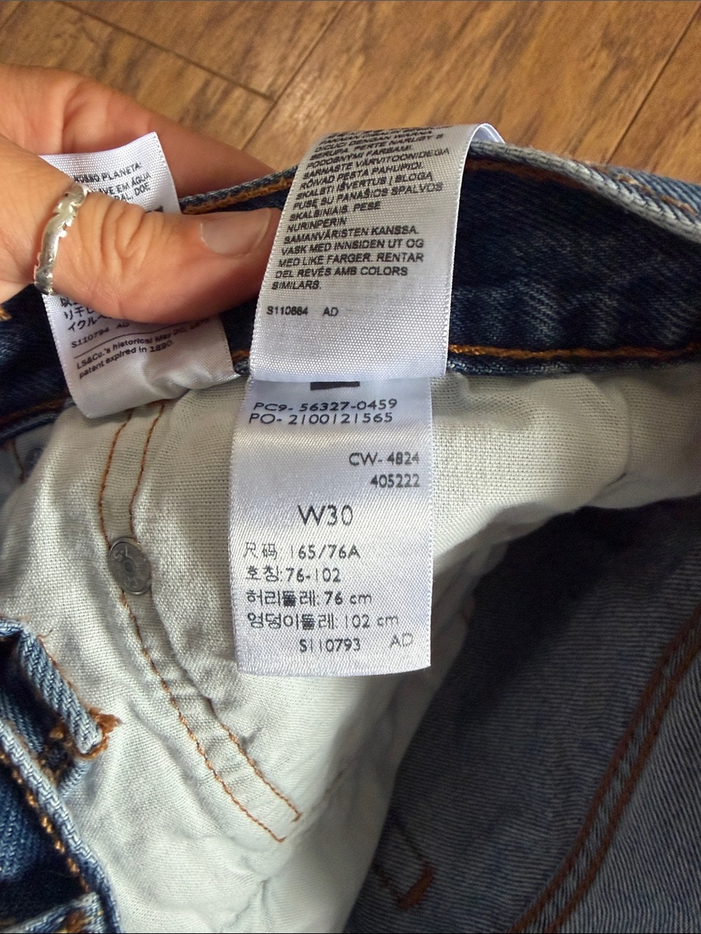Levi's Vintage Blue Cutoff Denim Shorts - Picture 3 of 6